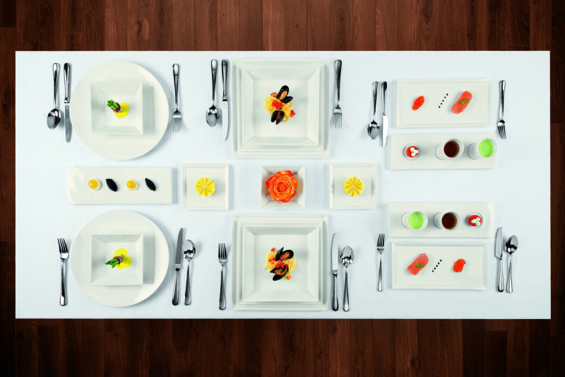Assiette plate carré ivoire porcelaine vitrifiée 25,2x25,2 cm Allspice Rak