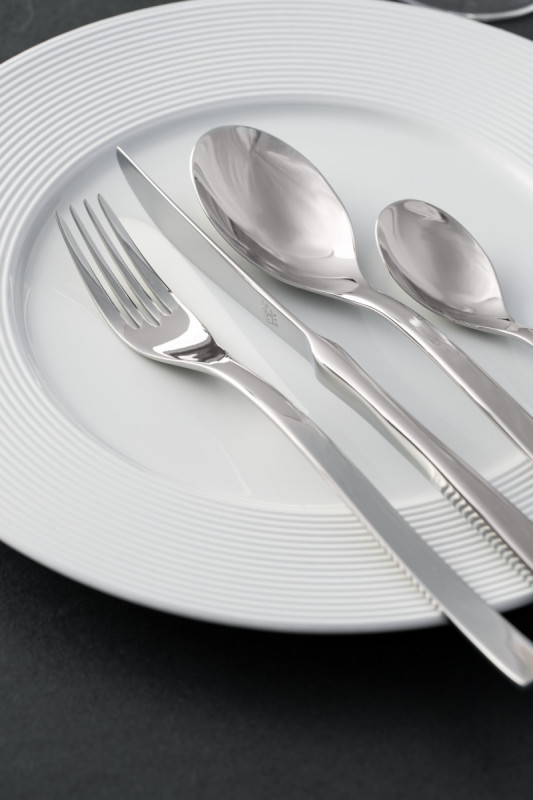 Couteau à dessert monobloc Fire 20,45 cm Fine Rak