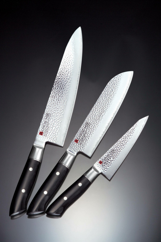 Couteau chef 24 cm acier plastique unie Kasumi Hammered Kasumi